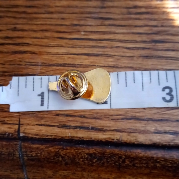 Vintage Gold Cheerleader Megaphone Pin - Picture 3 of 4